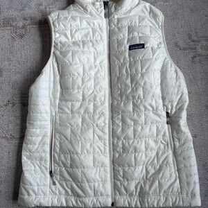 Patagonia White Quilted Vest